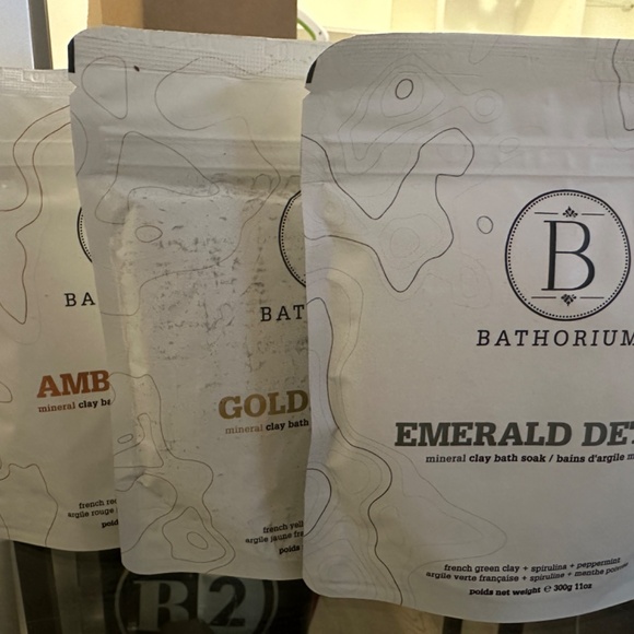 SEALED - Bathorium Mineral Bath Soaks (3x) - Picture 3 of 3